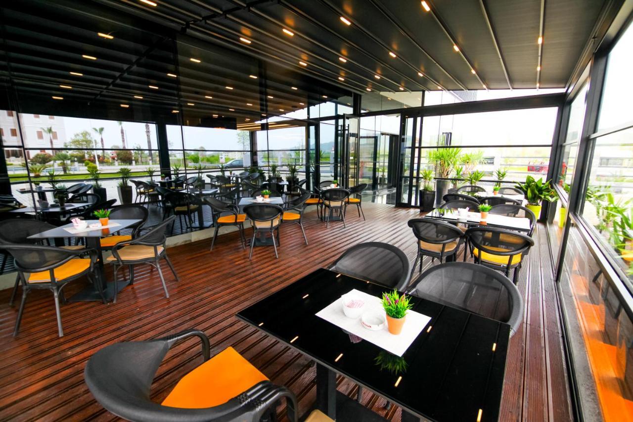 N Hotel By Noshi Rinas Luaran gambar