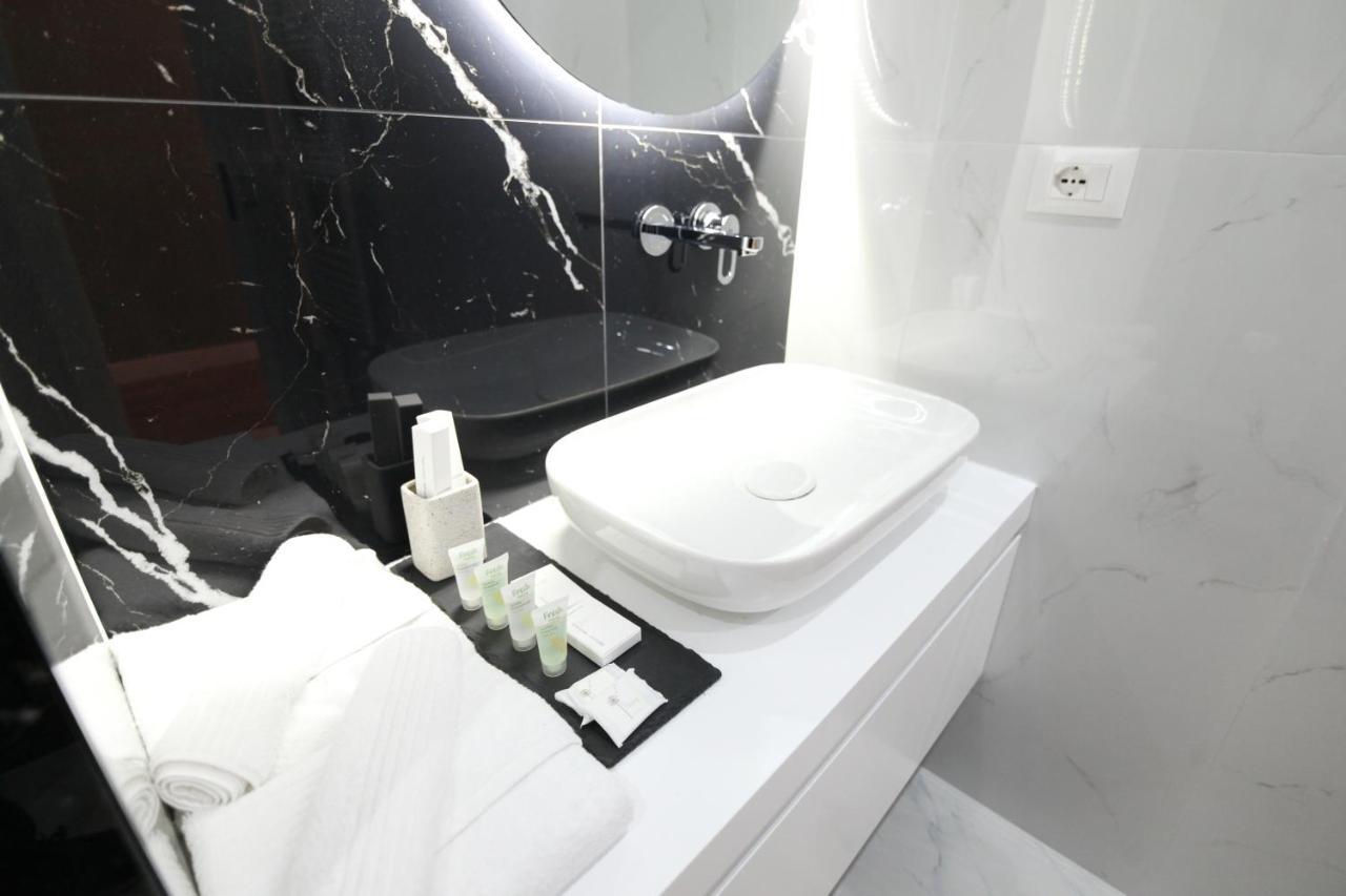N Hotel By Noshi Rinas Luaran gambar